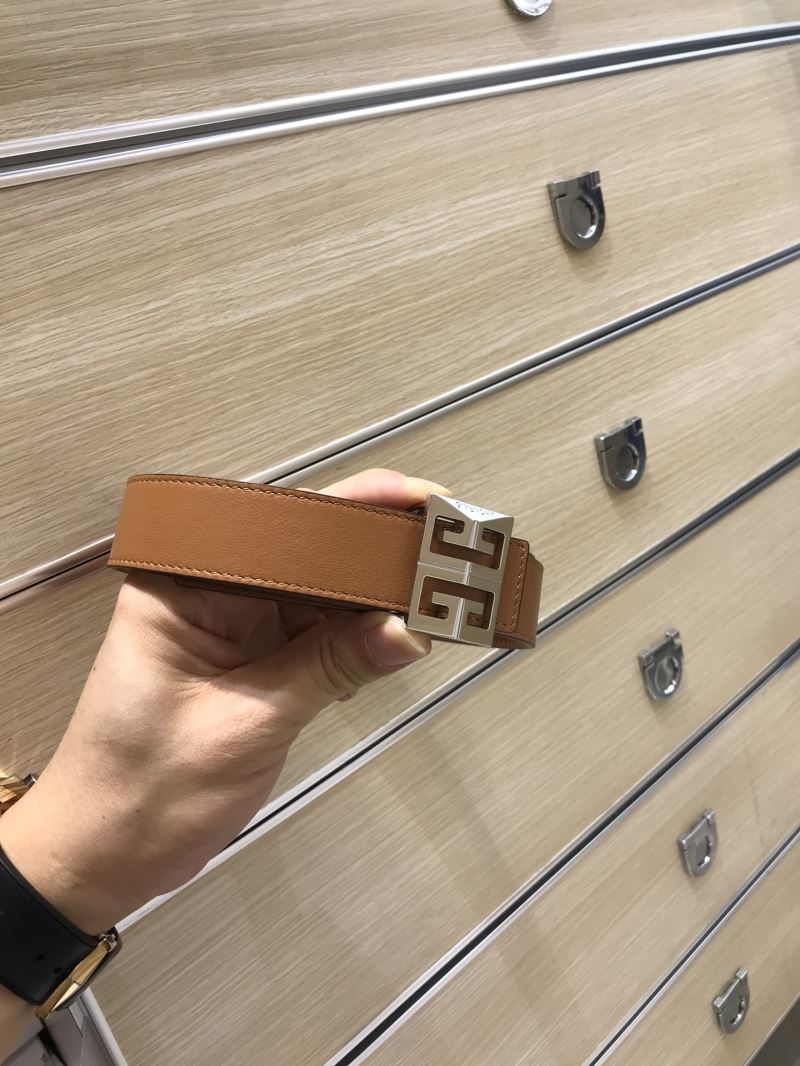 G*u*i belts